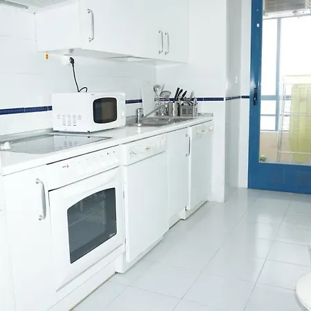 Amazing 10th Floor Views In Centre Апартаменты Марбелья